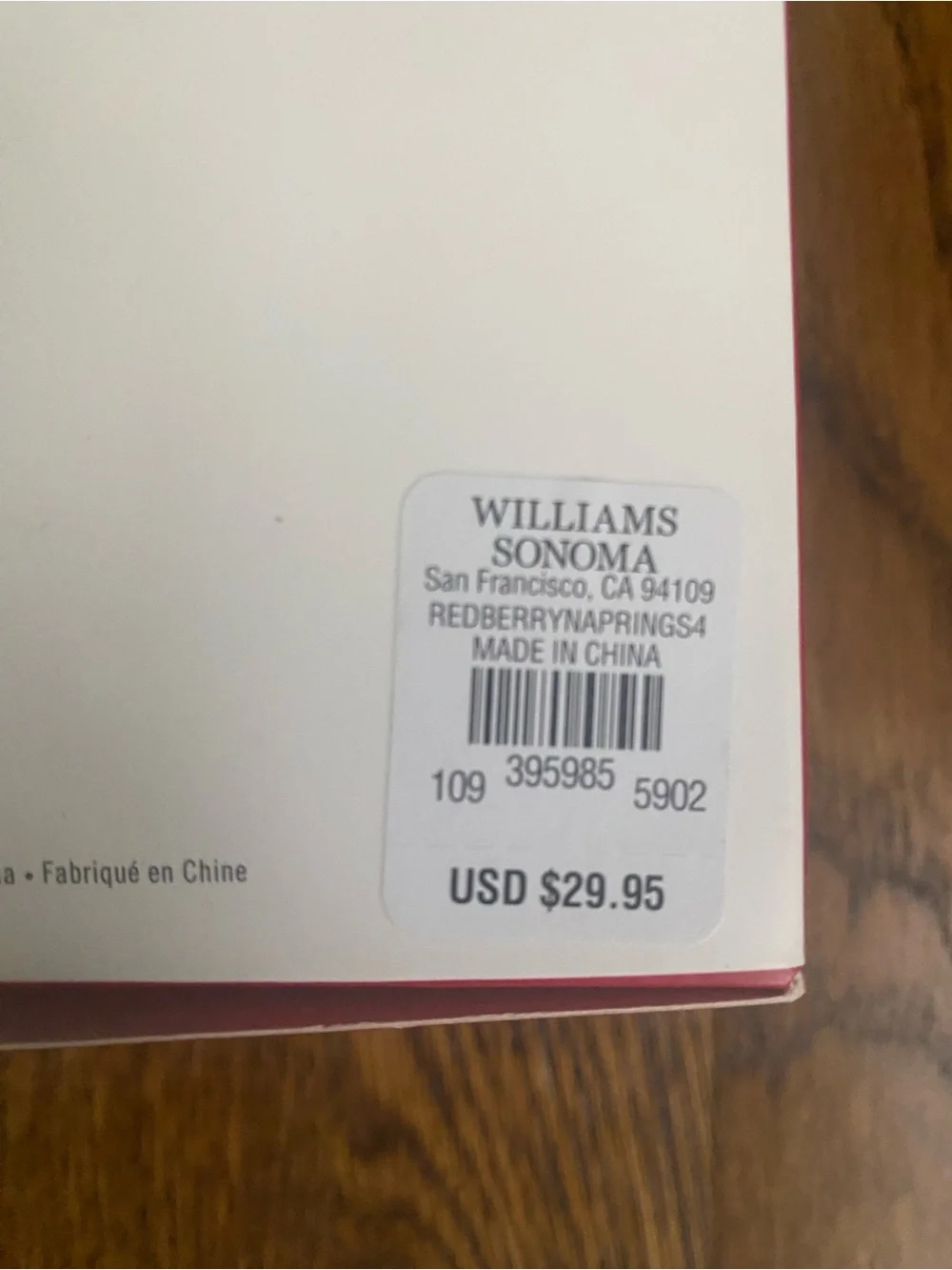 Williams Sonoma Holly Berry Napkin Rings Set of 4 NWT